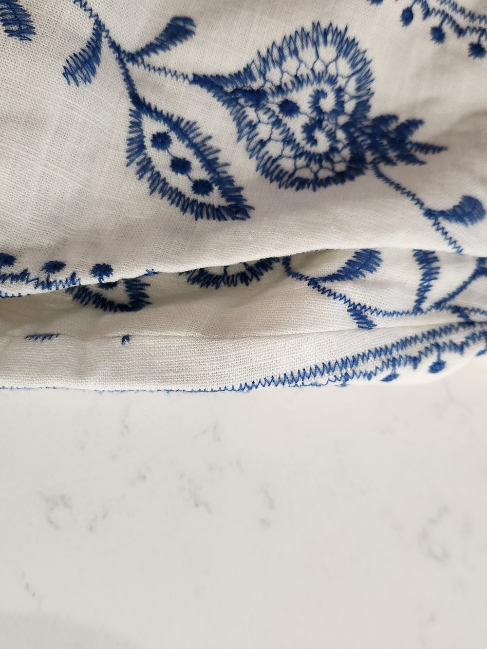Zara Cream Wide-Leg Capris with Blue Embroidered Floral Print - Picture 7 of 13